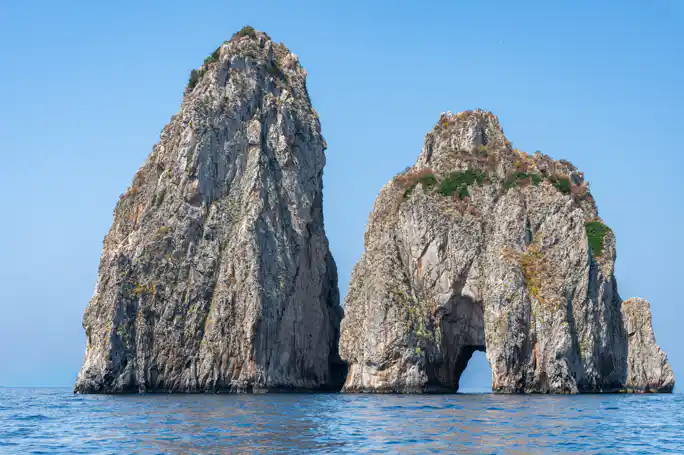 Capri: Boat tour of the caves and Limoncello