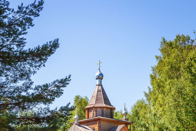 Виды  Семенов, оз. Светлояр, Шереметьевский замок. Нижегородский край.