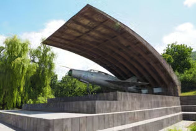 Виды Сокровища северной Армении: Акхтала, Хахпат и Санахин