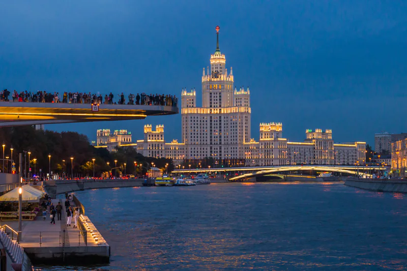 Мини-свадьба с ужином и дискотекой на борту теплохода «Легенда» — фото 9