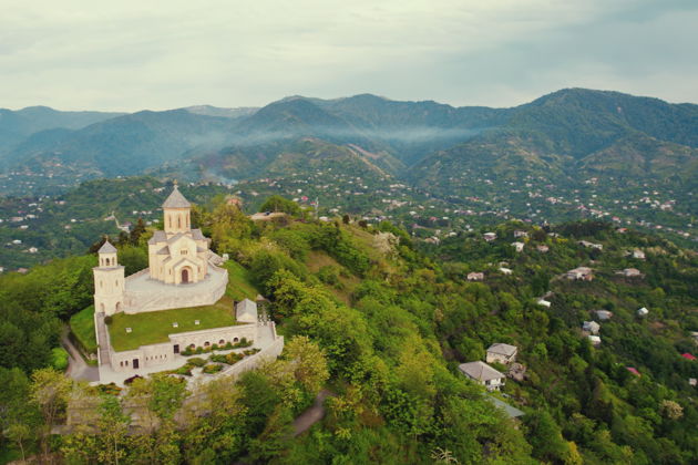 Виды Однодневный тур по Тбилиси с грузинским застольем