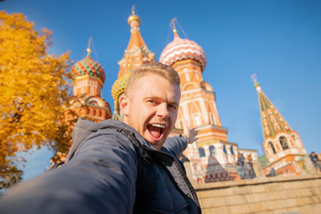 Несерьезная Москва: о главных достопримечательностях с юмором