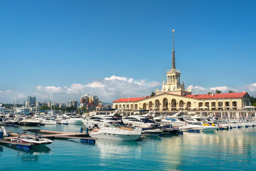 Сочи — любимый курорт россиян: экскурсия по историческим местам — фото 1