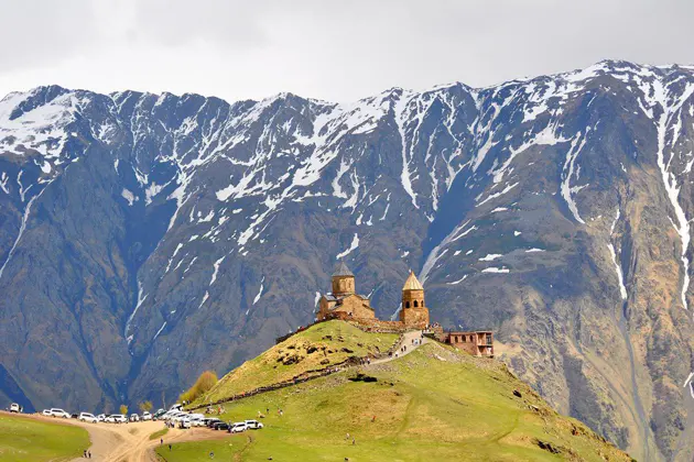 Казбег — Ананури — Гудаури: легендарные пейзажи — фото 3