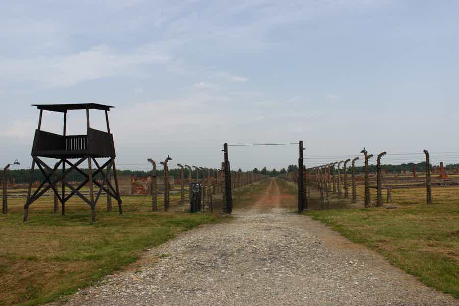 Auschwitz-Birkenau & Salzbergwerk Wieliczka: Tour & Essen - photo 4