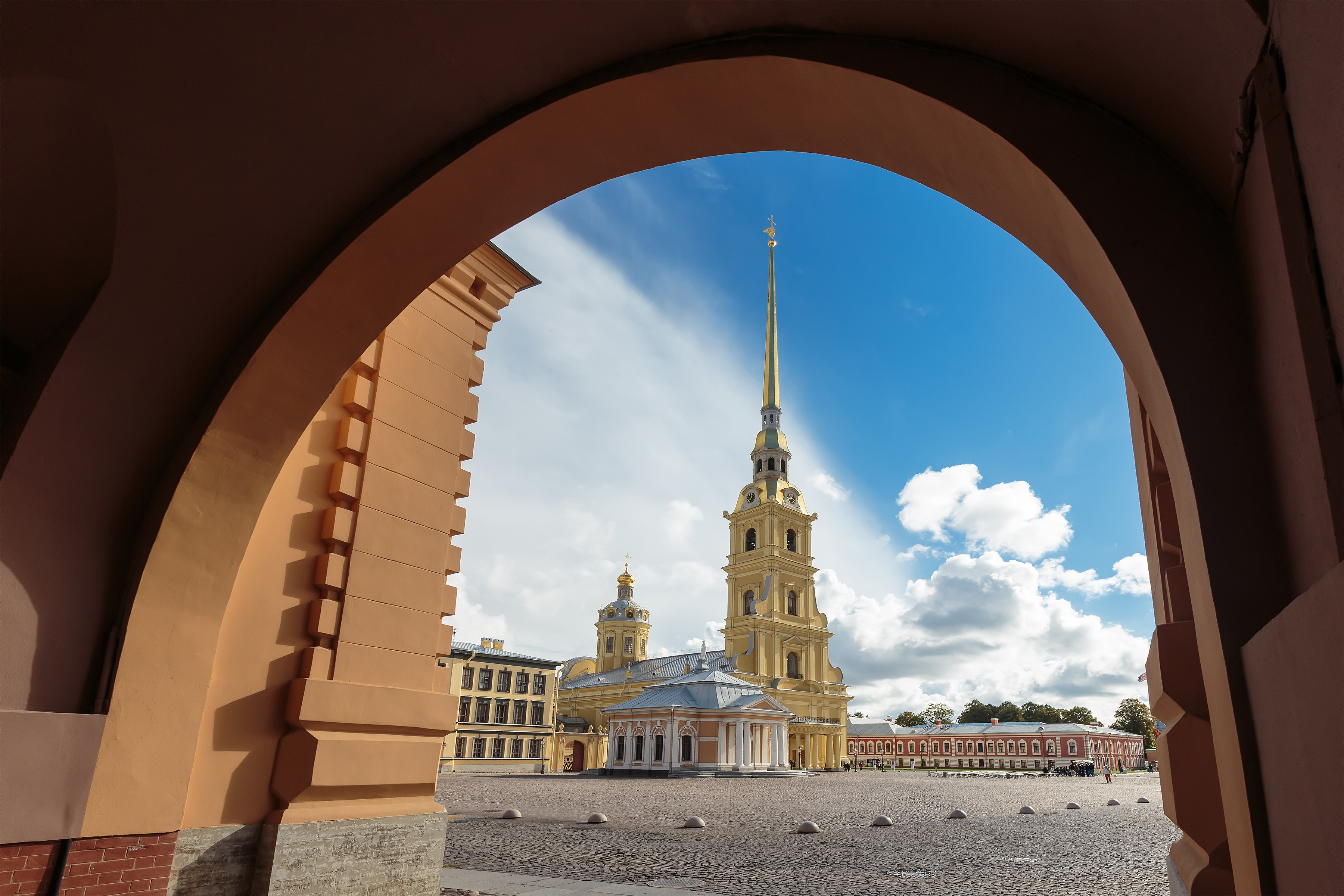 Обзорная экскурсия по Петербургу на авто + Петропавловская крепость