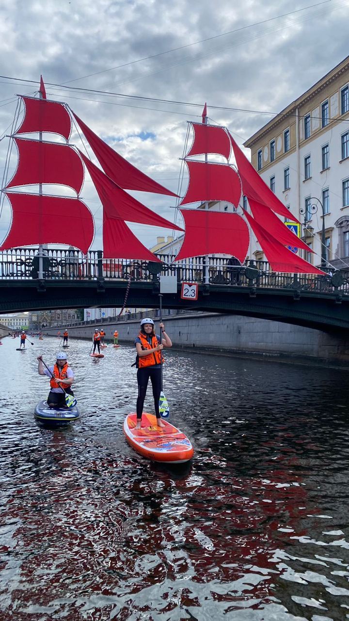На сапах по центру Петербурга