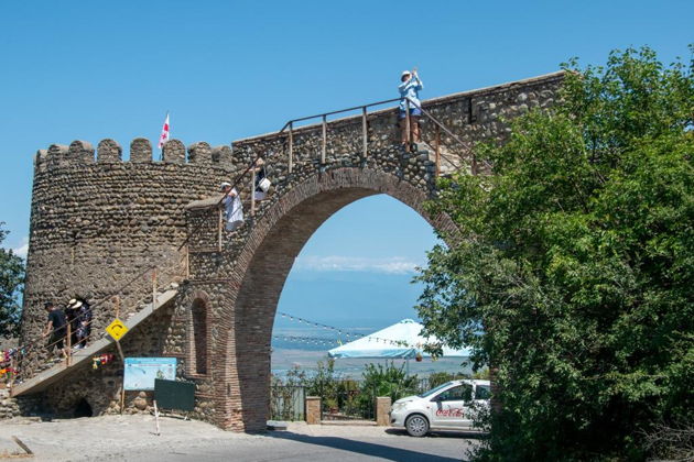 Виды Кахетия: край солнца, вина и винограда