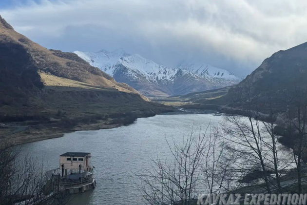 Виды Северная Осетия: Даргавс и Кармадон из Кисловодска