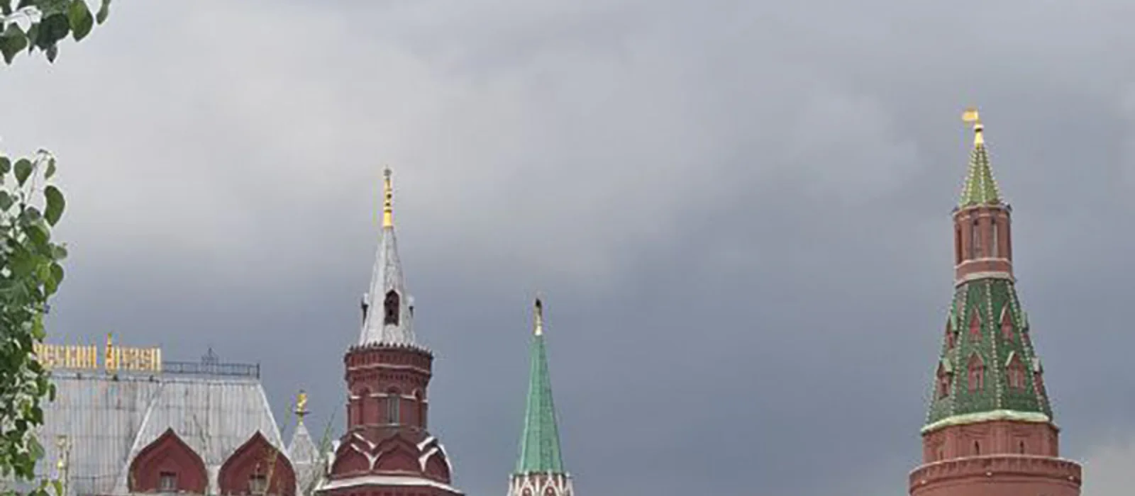 Александровский сад — прогулка с открытиями у стен Кремля — экскурсия, Москва, Россия | Покатаем