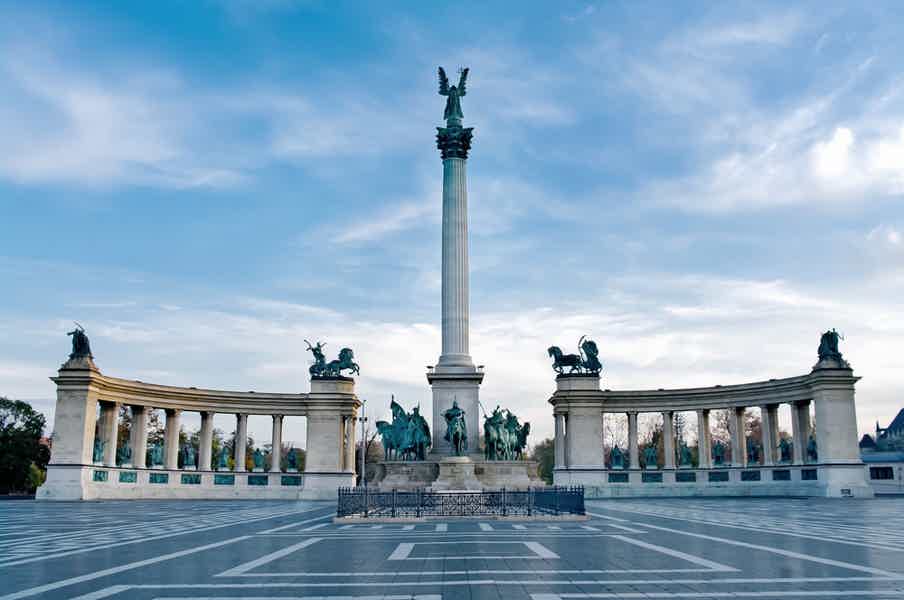 Объекты ЮНЕСКО: Площадь Героев и проспект Андраши - фото 12