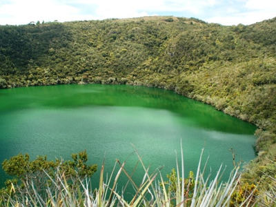 Колумбия: Вилья-де-Лейва, озеро Гуатавита, цветная деревня Ракира и Соляной собор в Сипакире.