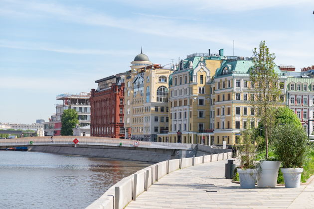 Пешеходная фотоэкскурсия от Крымского моста до белокаменной Москвы