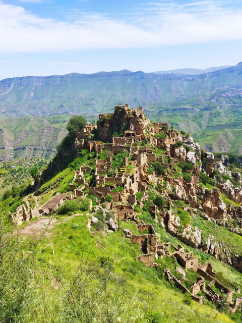Гамсутль аул-призрак, Салтинский водопад и Чохские террасы