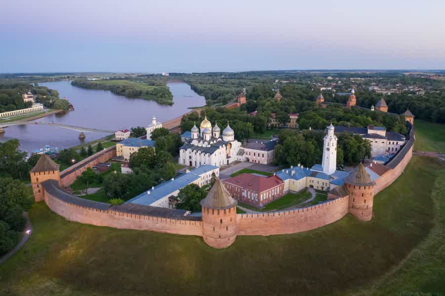 Обзорная экскурсия по Новгородскому Кремлю - фото 4