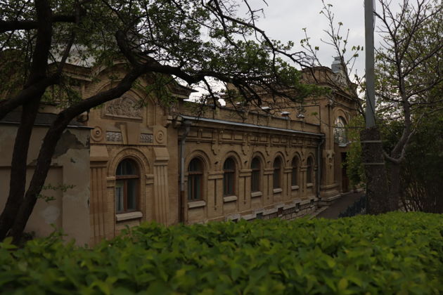 Виды Пятигорск и Железноводск — города, утопающие в лесах