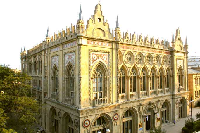 Тур по городу Баку