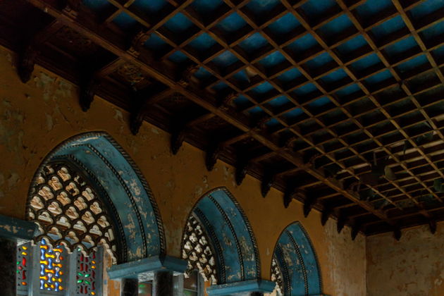 Виды  Семенов, оз. Светлояр, Шереметьевский замок. Нижегородский край.