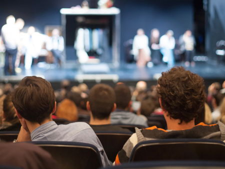 Молодежный театр