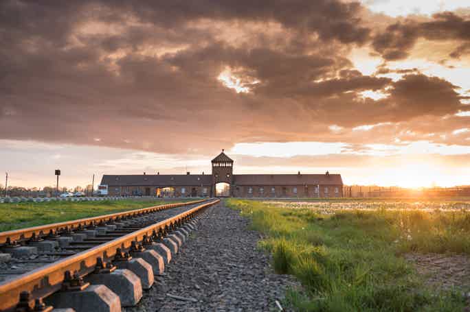 Auschwitz-Birkenau: Skip-the-Line Ticket and Guided Tour