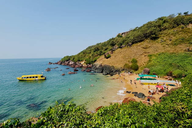 Морская прогулка на остров Гранд, дельфины, снорклинг. Барбекю + рыбалка