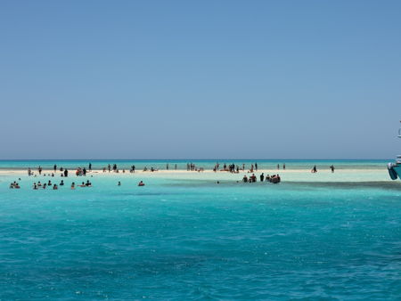 Белый остров