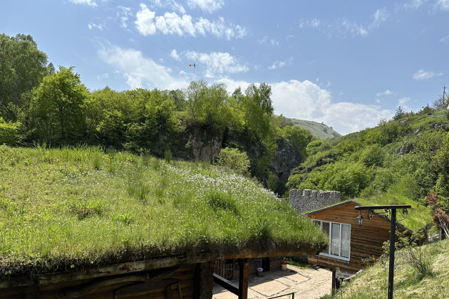 Виды Пешком по Аликоновскому ущелью