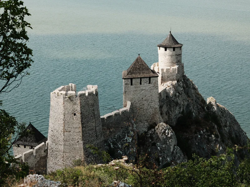 Голубац и Железные ворота с прогулкой на катере — фото 3, Белград | Покатаем