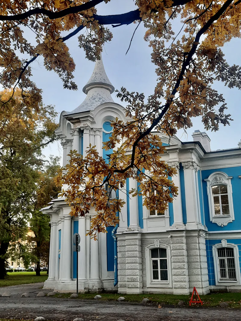 Смольный за 300 лет: от Смольного двора до убийства Кирова — фото 2