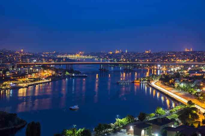 Istanbul: Dinner Cruise on the Bosphorus
