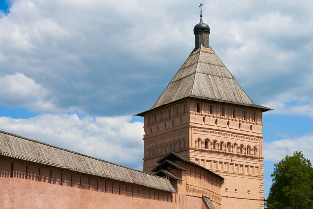 Самостоятельная квест-экскурсия «Суздаль: золотой город»