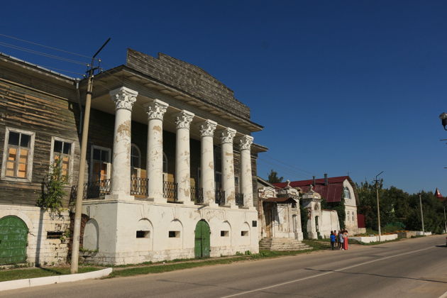"Город древний, город славный..."