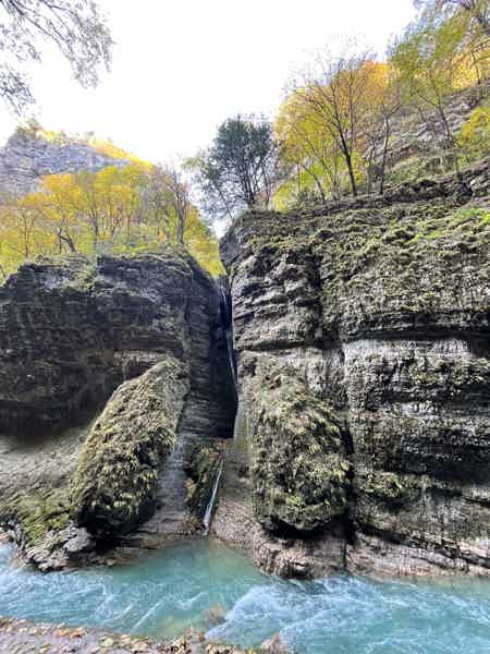 Чегемские водопады и термальный комплекс Гедуко  - фото 1