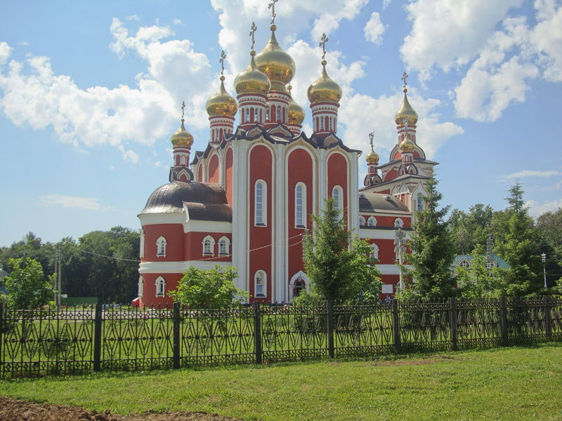 Экскурсия по монастырям и храмам на транспорте туриста