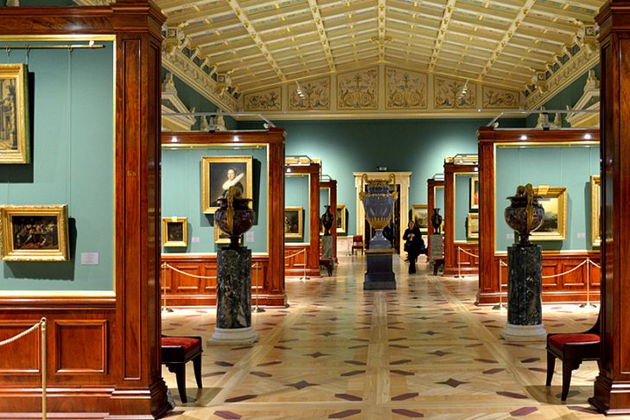 Виды Путешествие по Эрмитажу