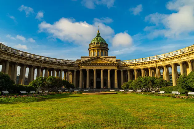 Петербург на автобусе и теплоходе за 5 часов — фото 3