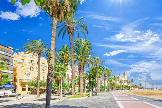 Ситжес: пляжи, дворцы и тайны старого города