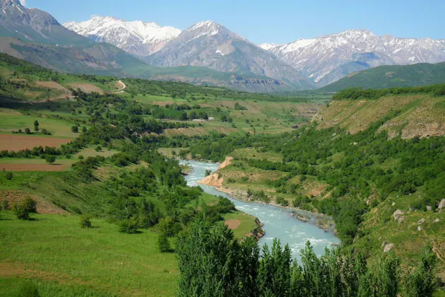 Индивидуальная экскурсия в курорт Амирсой, Чимган и водохранилище Чарвак — фото 3