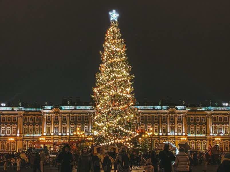 Рождество в Петербурге: прогулка по нарядному городу с праздничными историями - фото 5
