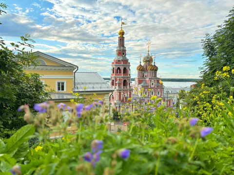 Променад по Рождественской и Кожевенной: тайны, легенды, судьбы
