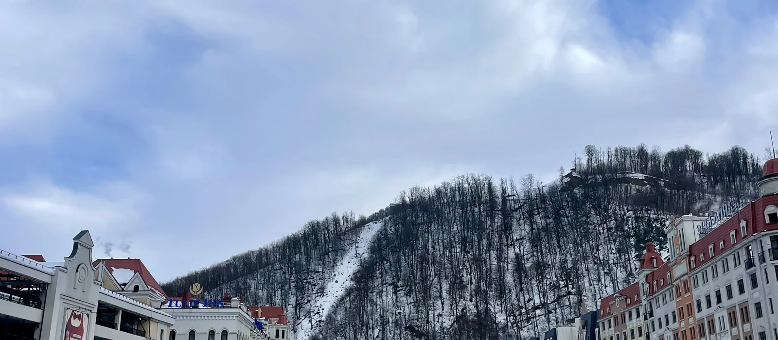 Роза Хутор: индивидуальная прогулка по набережной и достопримечательностям — экскурсия, Красная Поляна, Россия | Покатаем