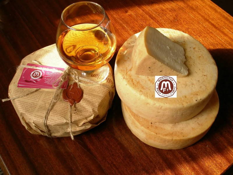 Гастро-тур к «армянскому морю»: винные сыры и рыба на углях