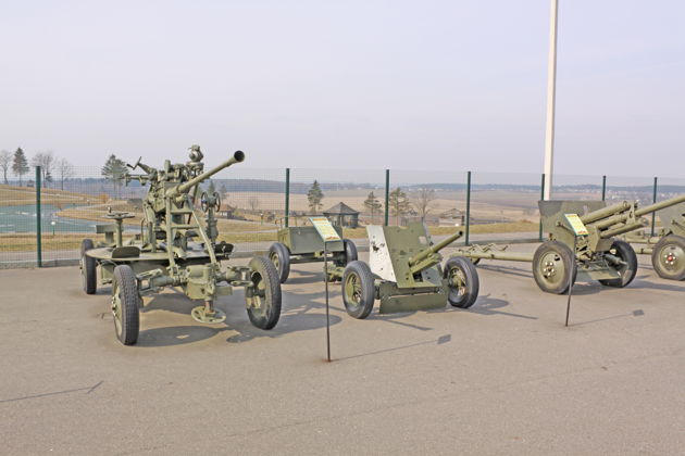 Виды Экскурсия  в историко-культурный комплекс «Линия Сталина»