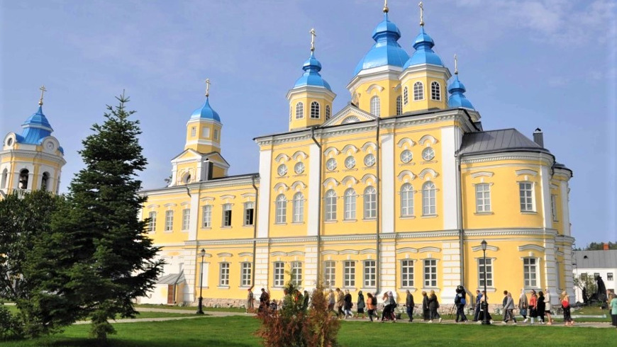 Коневский монастырь: история монашества и красоты Ладоги 