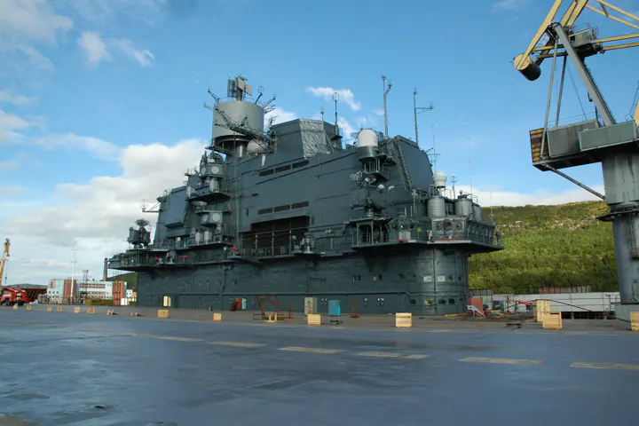 Авианосец «Адмирал Кузнецов»