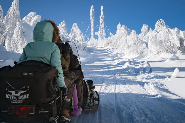 Виды 4в1: Гора Полюд, скала Ветлан, пещера с окаменелостями, «ряжи» на реке Вишера