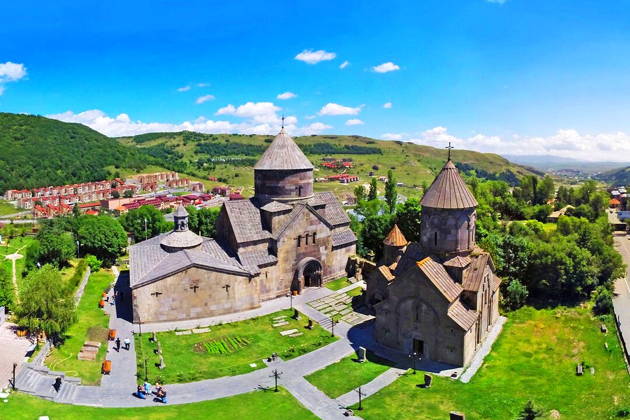 Цахкадзор: канатная дорога, Кечарис, Дилижан: Агарцин, памятник Мимино