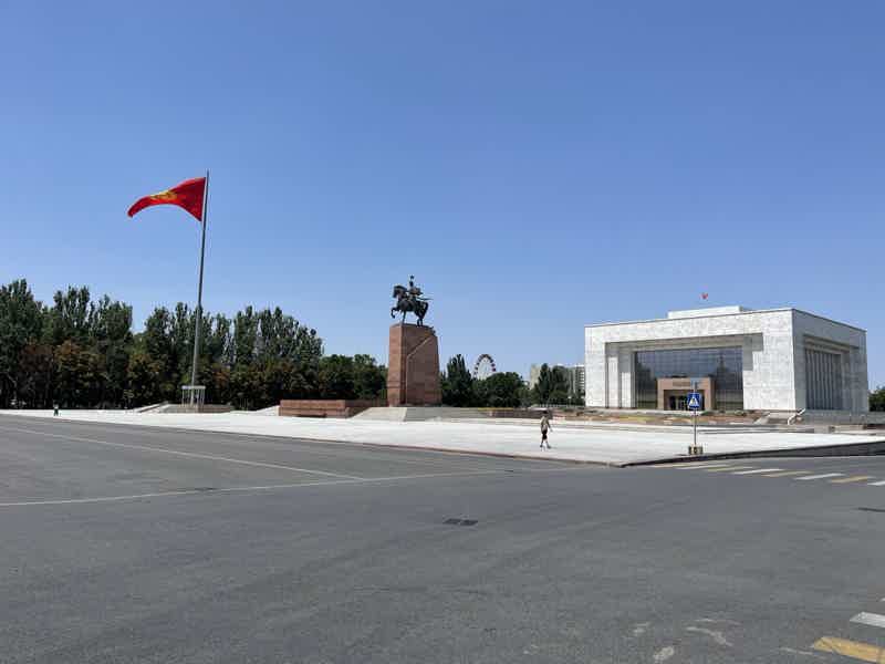 Архитектурно-историческая прогулка по Бишкеку - фото 3