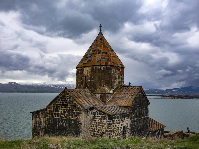 The blue Pearl of Armenia — photo 4, Yerevan | Pokataem