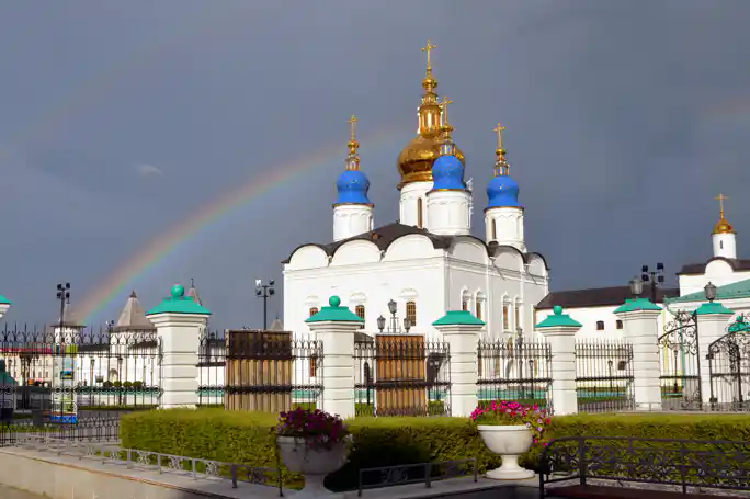 Тобольский материк: от мамонтов до центра нефтехимии